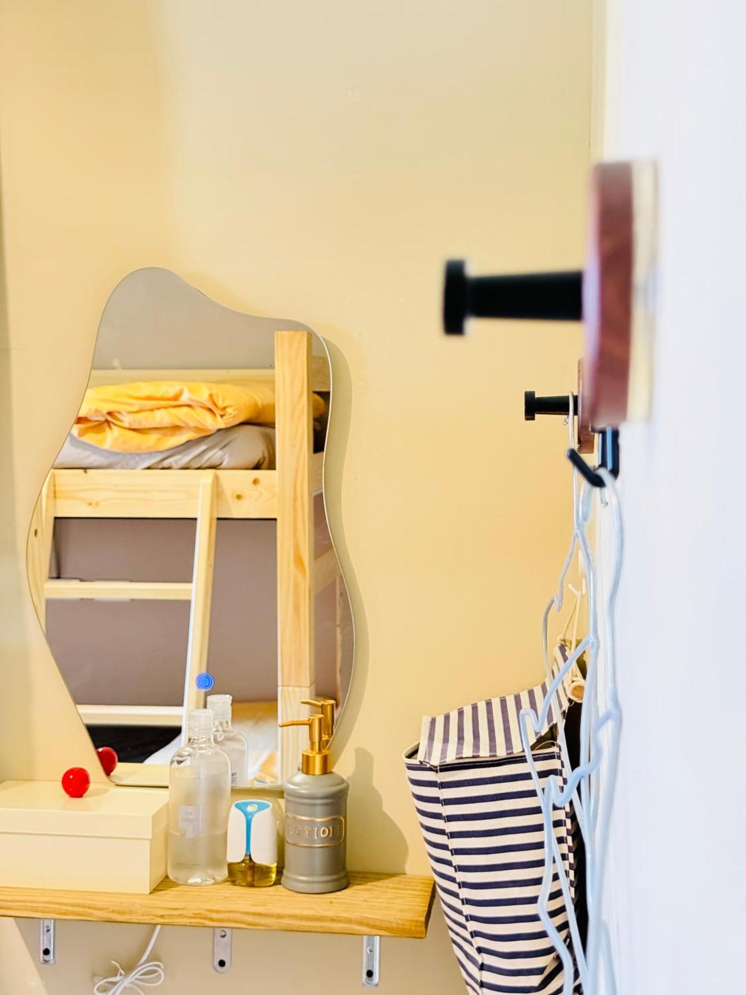 יוצ'י Dreamy Nomads Hostel日月潭背包客 מראה חיצוני תמונה